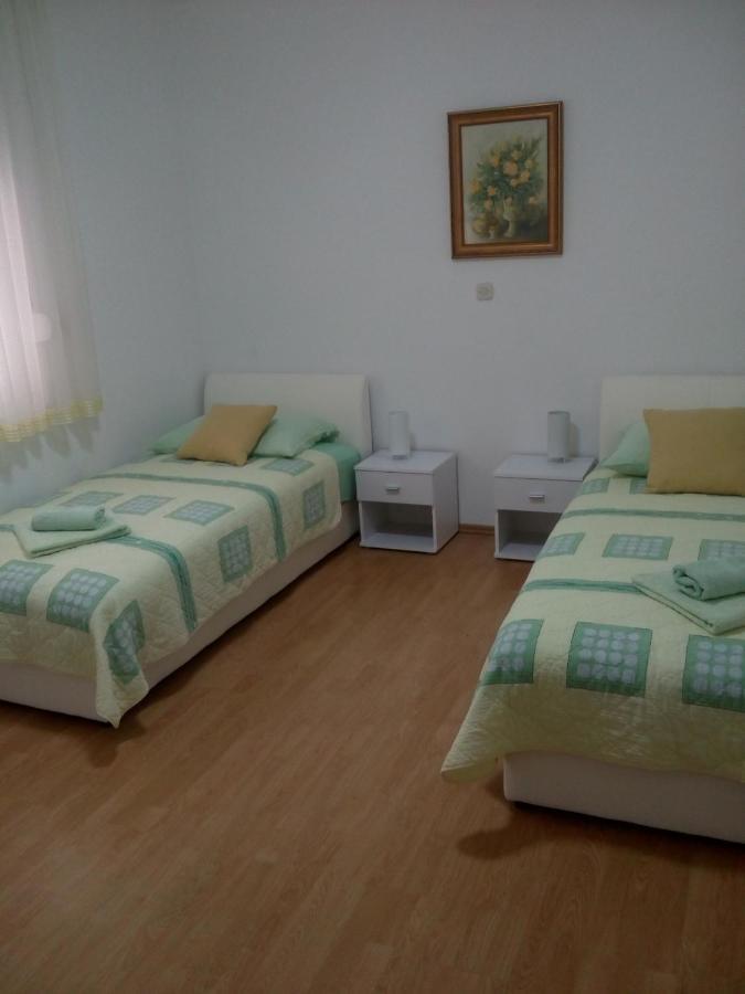 Apartment Plitvice Starigrad Exterior photo